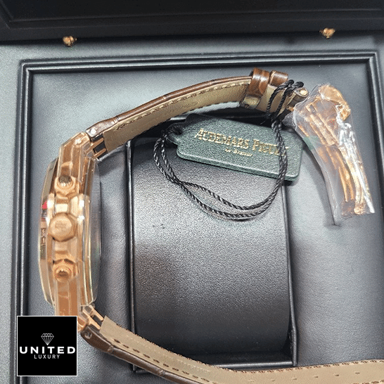 /anwatches_/Audemars-Piguet/Audemars-Piguet/AP-Royal-Oak-Chronograph-26331OR-OO-D821CR-01-15.png