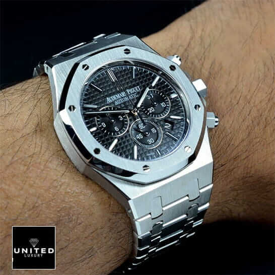 /anwatches_/Audemars-Piguet/Audemars-Piguet/Audemars-Piguet-Royal-Oak-Chronograph-26320ST-OO-4.jpg