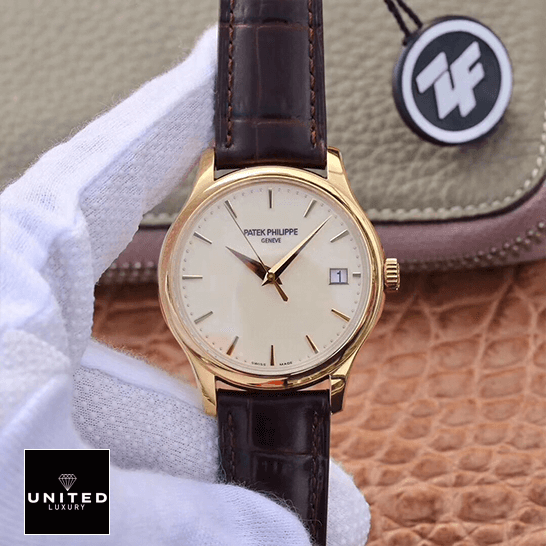 /anwatches_/Patek-Philippe/Patek-Philippe/Patek-Philippe-Calatrava-5227J-001-8220-Officer-4.png